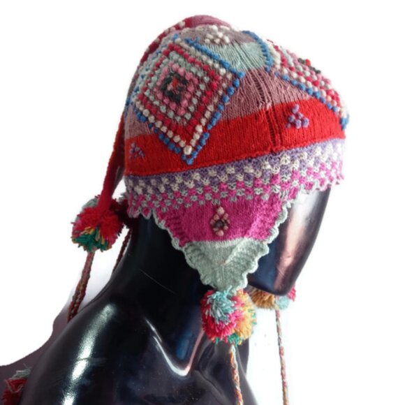 Chullo Unisex Knitted Wool Sheep Geometric Figures Warm Winter Cusco